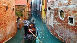 Venecija: Gondola