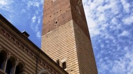 Verona: Kula Lamberti