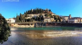 Verona: Pogled na dvorac Sveti Petar i reku Adiđe