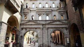 Verona: Porta Borsari - drevna rimska vrata