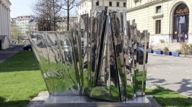 Ženeva: Spomenik ispred Muzičkog konzervatorijuma