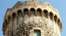 Santa Susanna: Stari odbrambeni toranj