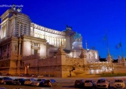 Prvi maj - Rim - Hoteli: Oltar domovine