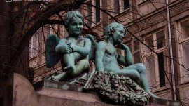 Moskva: Statue anđela