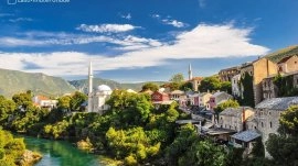 Mostar: Pogled na džamiju