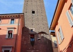 Prolećna putovanja - Klasična Italija - Hoteli: Srednjovekovni odbrambeni toranj Prendiparte