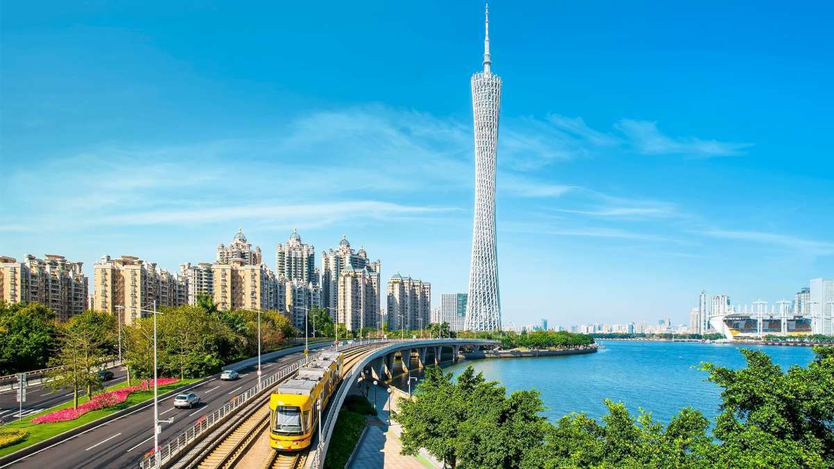 Kina 2025 - FIRST MINUTE!