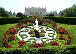 Prvi maj - Beč - Hoteli: Gradski park