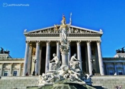 Vikend putovanja - Beč - : Parlament