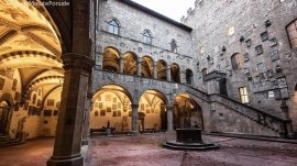 Firenca: Unutrašnjost muzeja Bargello