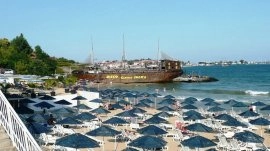 Nesebar: Klub na plaži