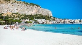 Sicilija: Mondelo plaža
