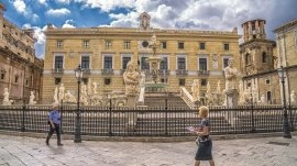 Sicilija: Trg Pretoria i fontana