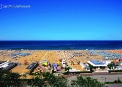 Šoping ture - Rimini i San Marino - Hoteli: Pogled na plažu