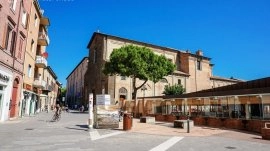 Rimini: Piazza Luigi Ferrari