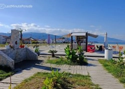 Leto 2024, letovanje - Nei Pori - Apartmani: Bar na plaži