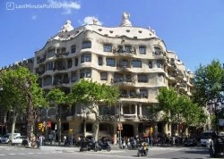 Prvi maj - Zapadni Mediteran iz Barselone - Hoteli: Kuća Mila (Casa Mila)
