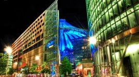 Berlin: Sony centar noću