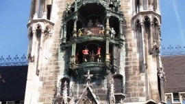 Minhen: Glockenspiel - Marienplatz