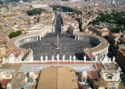 Prvi maj - Rim - Hoteli: Pogled na trg Svetog Petra u Vatikanu