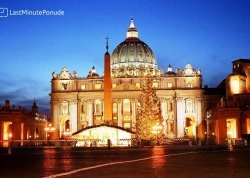 Jesenja putovanja - Rim i Napulj - Hoteli: Bazilika Svetog Petra za vreme Božića