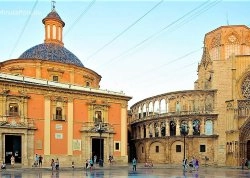 Vikend putovanja - Valensija - Hoteli: Gradski trg Plaza de la Virgen