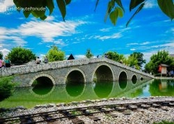 Vikend putovanja - Etno selo Stanišići - : Pogled na most