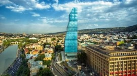 Tbilisi: Biltmore Hotel, najviša zgrada u Tbilisiju