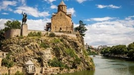 Tbilisi: Crkva Svete Device