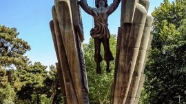 Tbilisi: Statua