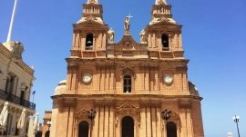 Malta: Crkva