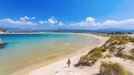 Peloponez: Voidokilia plaža