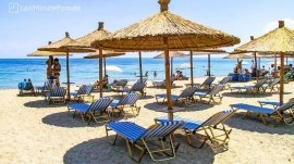 Nea Potidea: Plaža