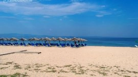 Nea Potidea: Plaža