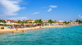 Nikiti: Pogled na plažu