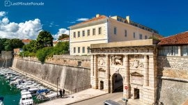 Zadar: Luka i kopnena vrata