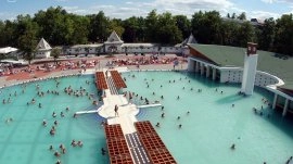 Harkanj Banja: Termalni bazeni