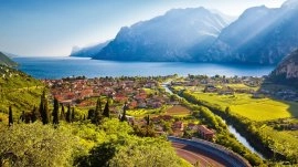 Jezero Garda: Pogled sa brda Monte Brione