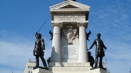 Valparaiso: Stomayor trg - spomenik herojima