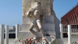 Almerija: Spomenik žrtvama Almerije