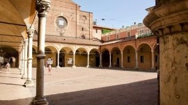Bolonja: Rimokatolička bazilika Santa Maria dei Servi