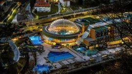 Terme Laško: Pogled noću