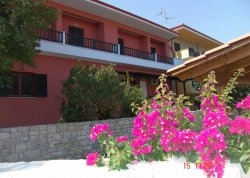 Leto 2025, letovanje - Afitos - Apartmani: Vila Nikos