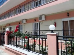 Leto 2023, letovanje - Nea Vrasna - Apartmani
