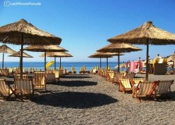 Prolećna putovanja - Proleće na sunčanom Jadranu - Hoteli: Pogled na plažu