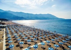 Prolećna putovanja - Proleće na sunčanom Jadranu - Hoteli: Plaža