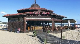Sunčev Breg: Bar na plaži