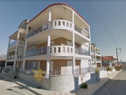 Leto 2023, letovanje - Nea Flogita - Apartmani