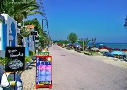 Leto 2026, letovanje - Polihrono - Apartmani: Šetalište uz plažu