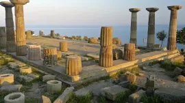 Lezbos: Ru&scaron;evine hrama posvećenog boginji Atini